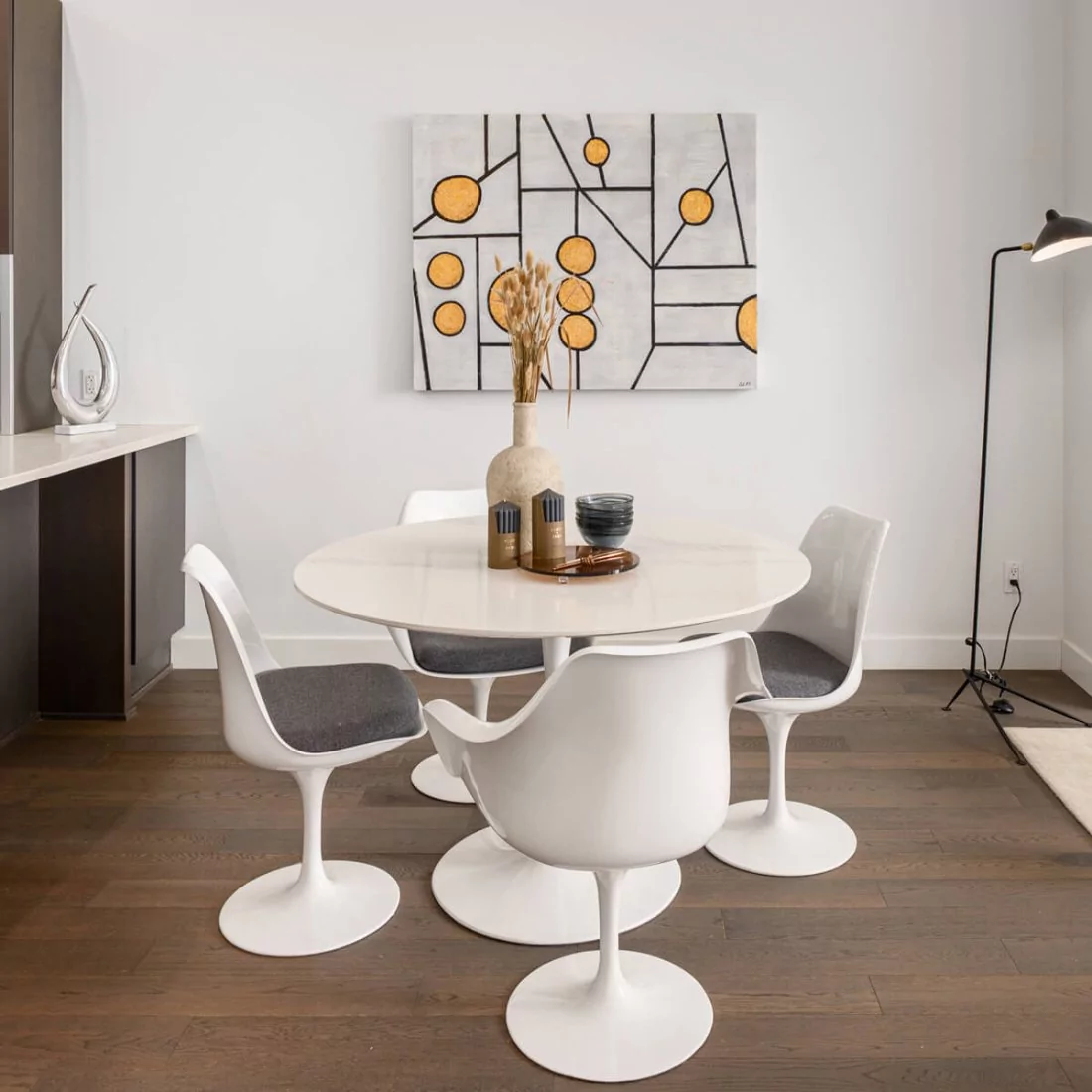 Tulip Side Chair - Fiberglass